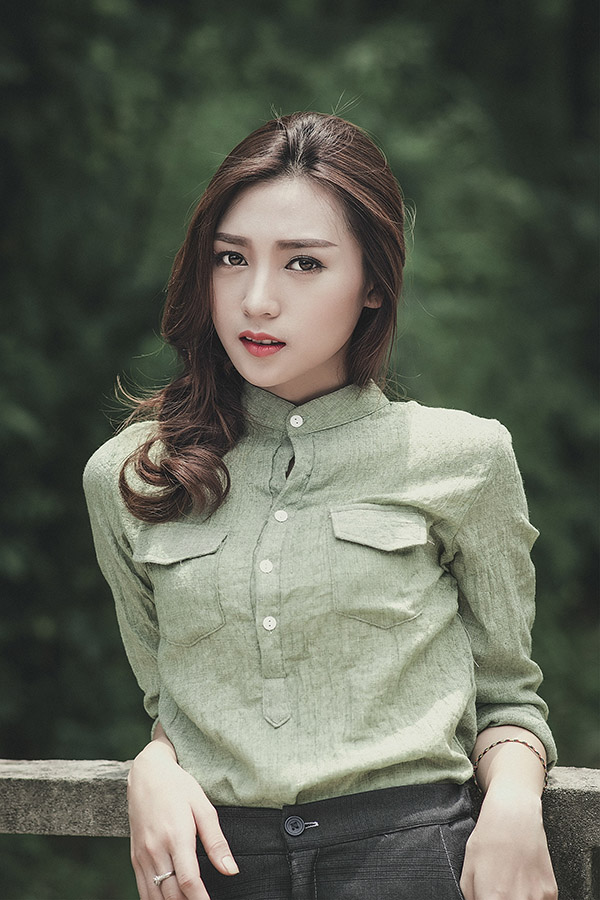 Gentle beauty of Vietnamese-Chinese girl in Taiwan